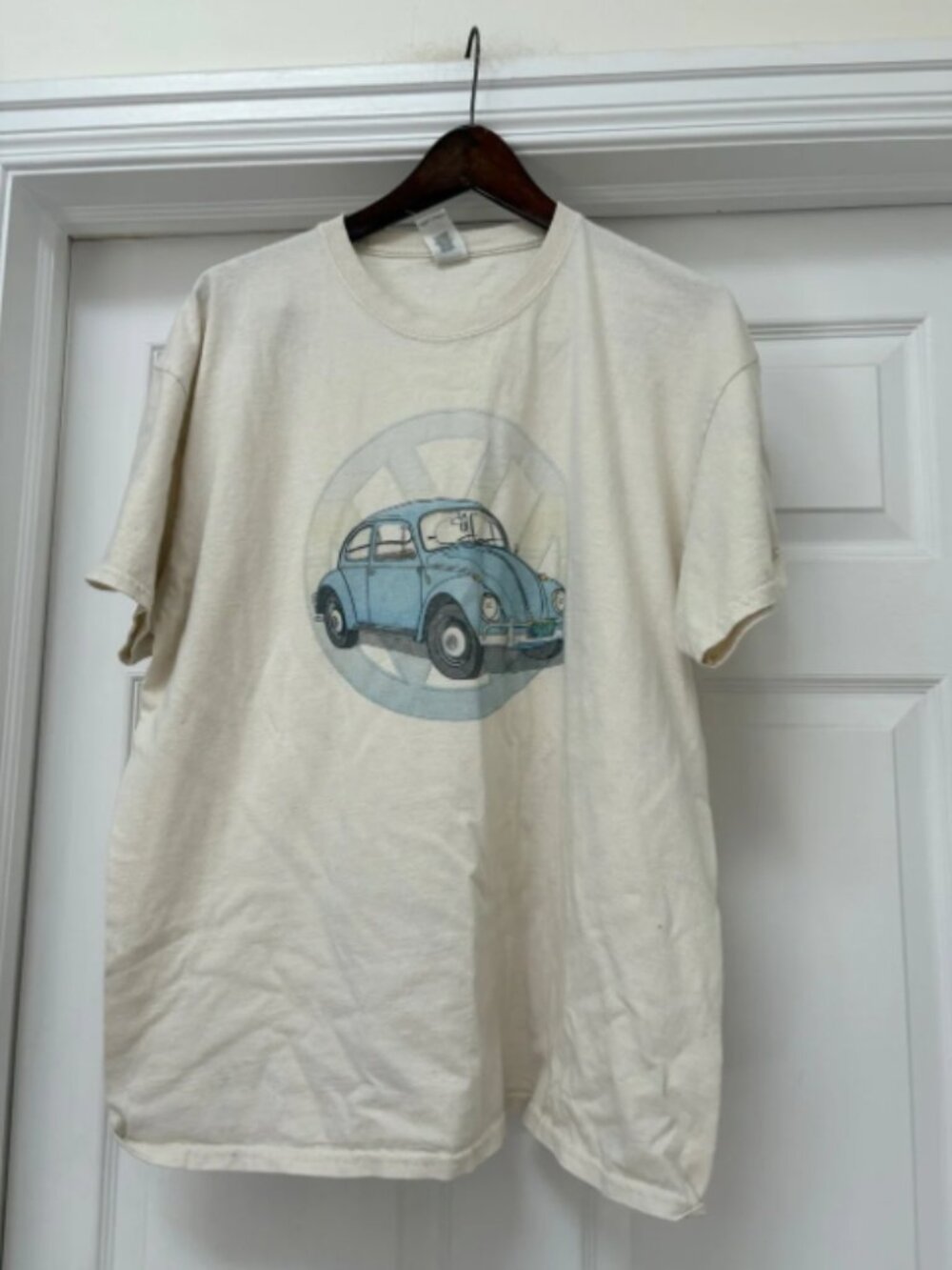 Gildan Cream Short Sleeve Tee with Blue Car Graphic